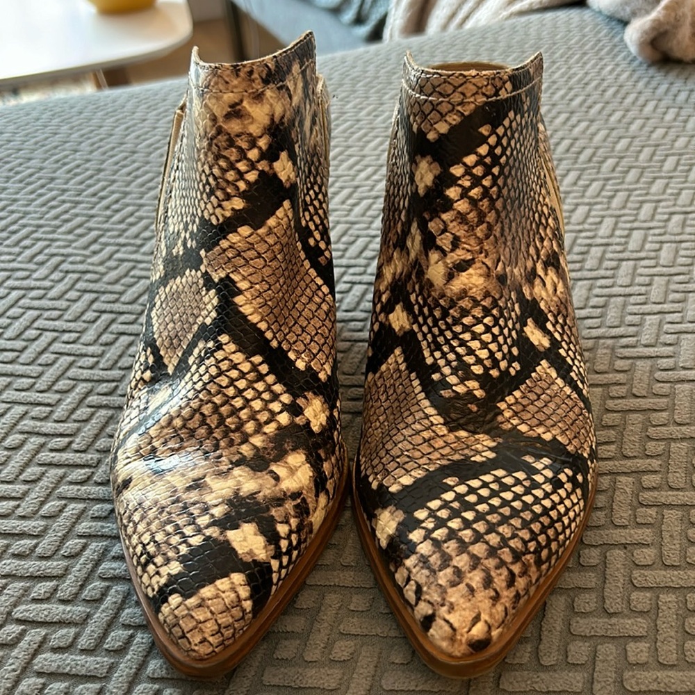 Aldo Snakeskin Heels
